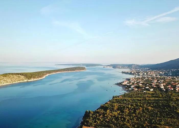 Apartment By The Sea Barbat, Rab - 4975