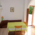 By The Sea Barbat - Rab - 4975 Διαμέρισμα *