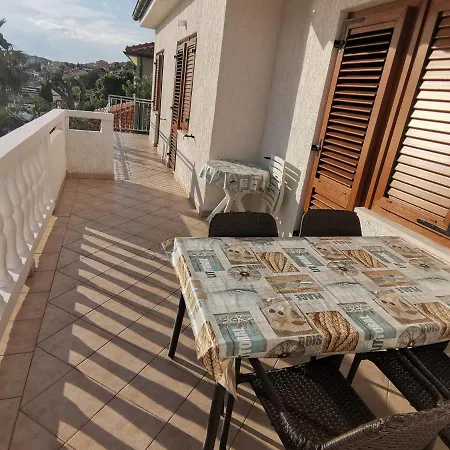 By The Sea Barbat, Rab - 4975 Apartment Barbat na Rabu