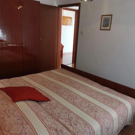 By The Sea Barbat, Rab - 4975 Apartment Barbat na Rabu
