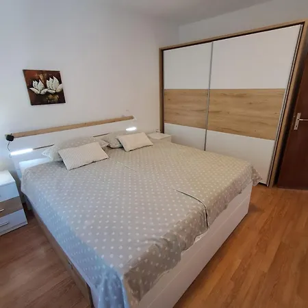 아파트 By The Sea Barbat, Rab - 4975 Barbat na Rabu